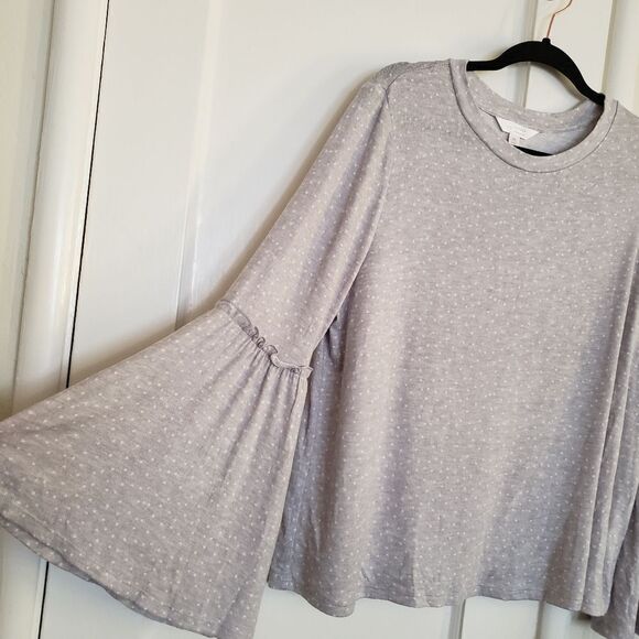 LC Lauren Conrad Gray White Polka-dot Long Bell Sleeve Top Soft Rayon XL - Picture 2 of 9